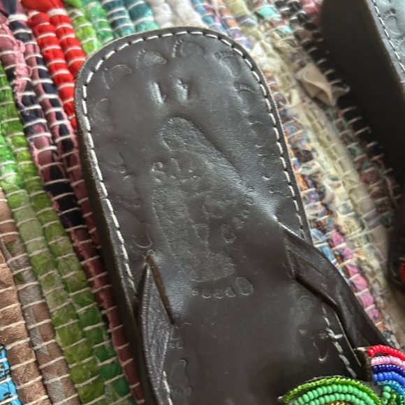 Vibrant Beaded Women's Sandals 9 - Picture 10 of 16